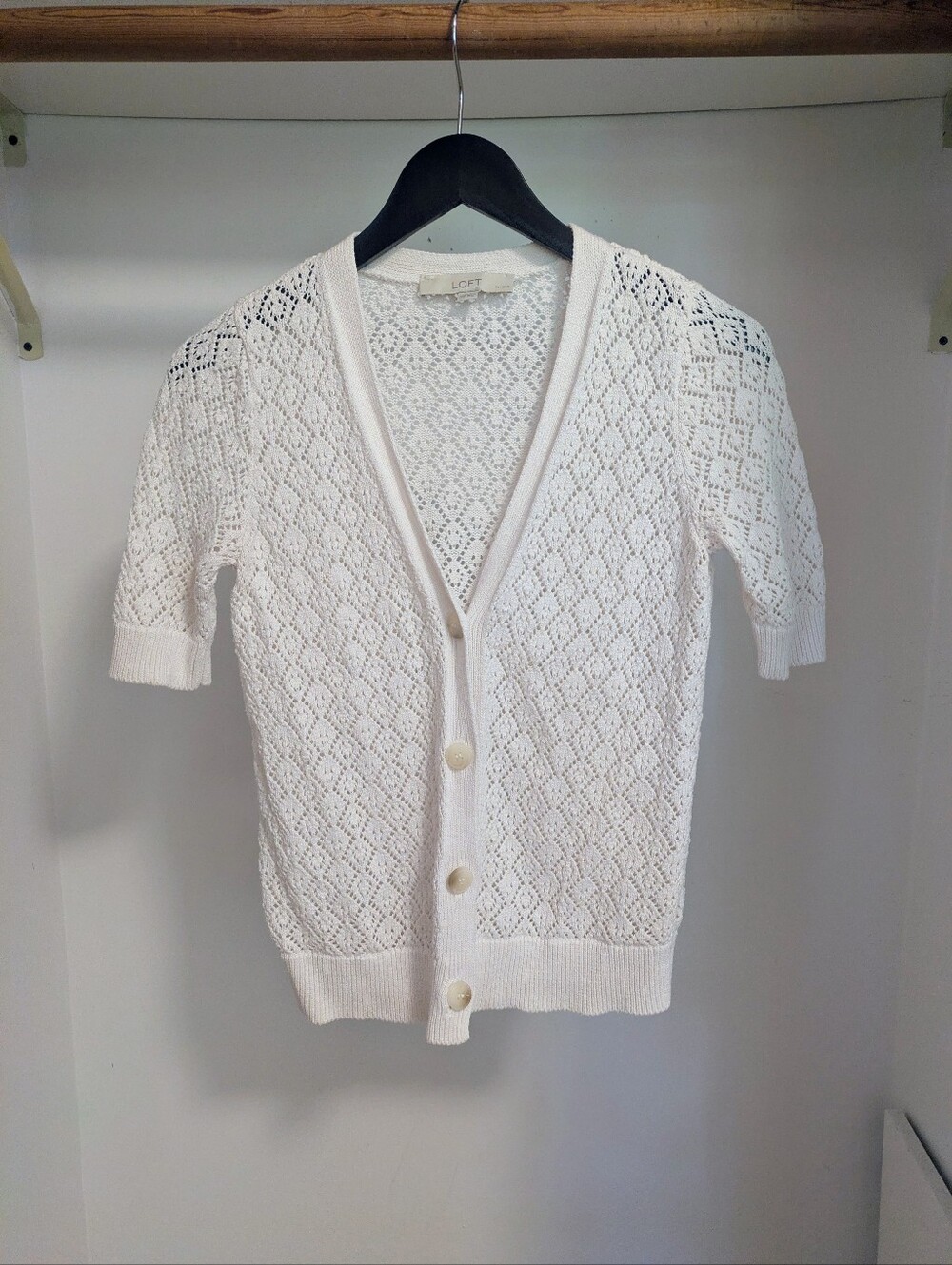 Loft white pointelle knit short-sleeve V-neck cardigan size xsp